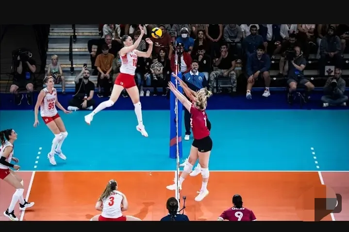 how to hit a volleyball